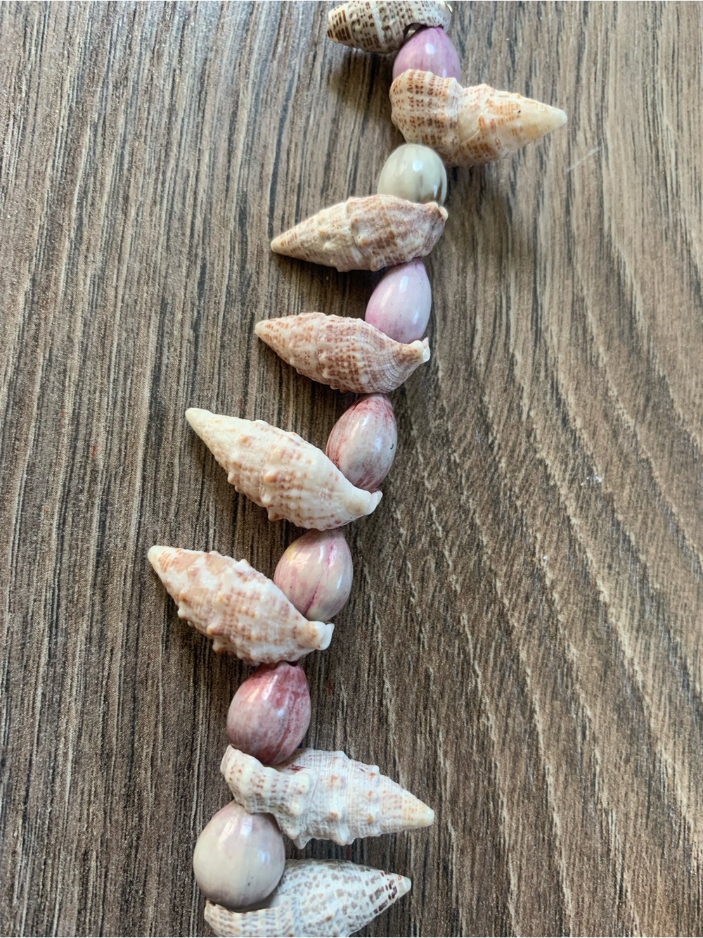 Vintage Hawaiian Shell Necklace - Picture 8 of 10